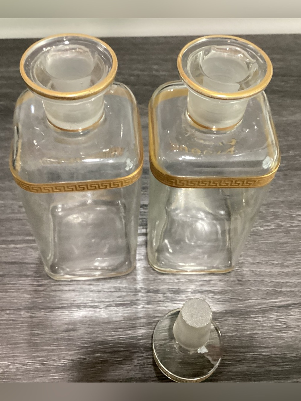 Antique set of glass apothecary bottles, one labeled Witch Hazel & Alcohol. - Picture 2 of 2